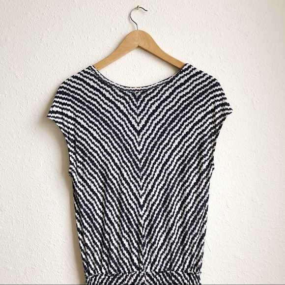 Velvet by Graham & Spencer Aztec Stripe Dress - Picture 3 of 8